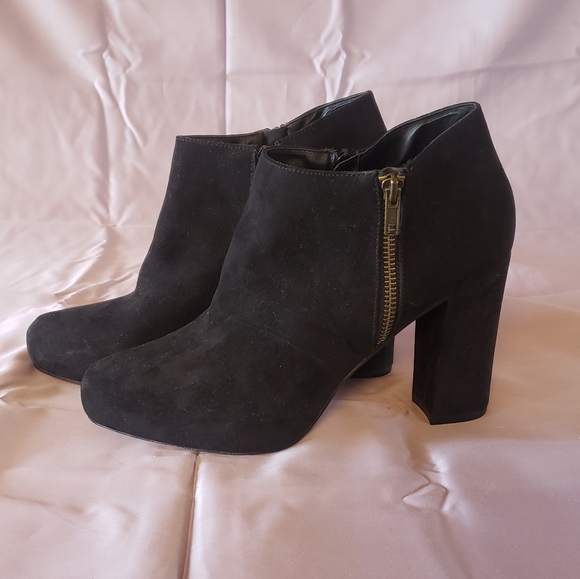 NWOB Madden Girl Party Boots - Picture 1 of 6